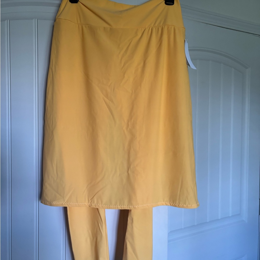 Sweet Lemon Thyme Athletic Skirt NWT!